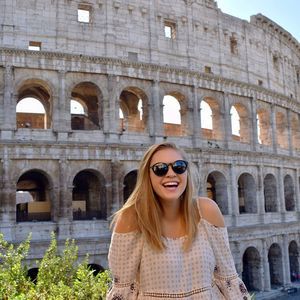 Meet your Posher, Annie